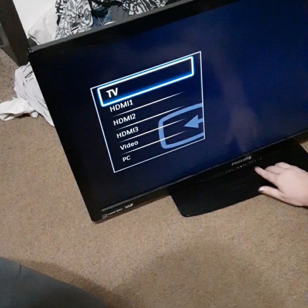 TV - Picture 2 of 2